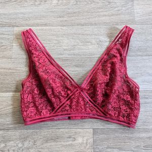 Victoria's Secret Very Sexy Red Lace Bralette Size Medium